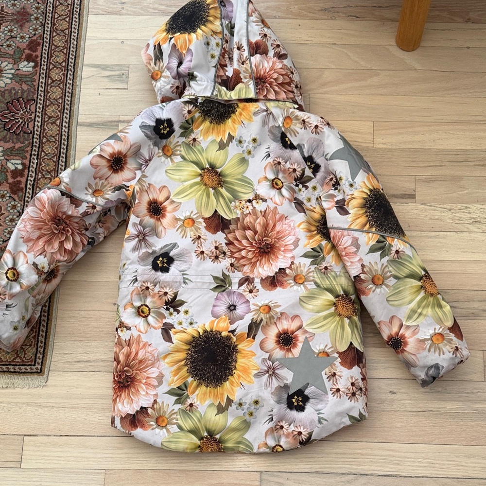 Molo Floral Hooded Puffer ski Jacket and matching ski pants in Pastel Multi - Picture 3 of 4